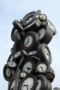 L'Heure de Tous monument, Saint-Lazare train station, Paris, France