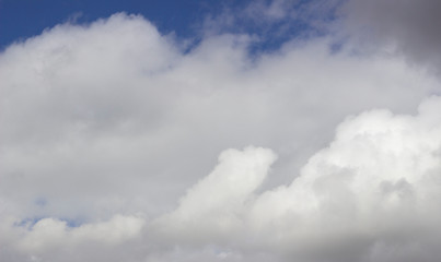 Obraz premium Clouds and the sky in the day