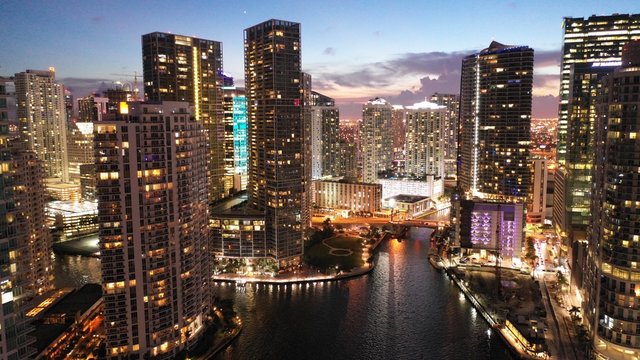 Brickell Key Into Miami River