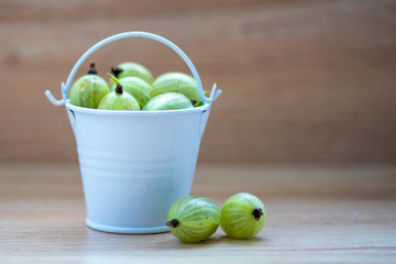 green apples in a bowl