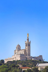 Fototapeta na wymiar Marseille basilique Notre Dame de la Garde