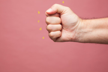 Mano y dedos haciendo signos numéricos y expresiones simbólicas, victoria,, OK, uno, dos, tres, cuatro, cinco. Palma de la mano, Puño cerrado