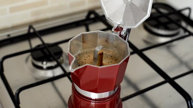 Making coffee with a moka