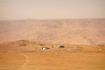 Fototapeta na wymiar Obóz pasterzy kóz w Jordanii