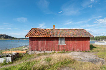 Fototapeta na wymiar Schwedenhaus auf Resö, Westschweden