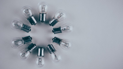 Incandescent bulbs are located on a circle