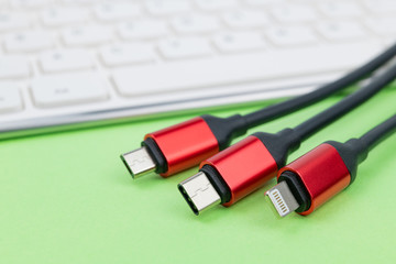 USBケーブル　充電　データ通信　キーボード　パソコン