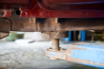 Car lift up machine in the garage
