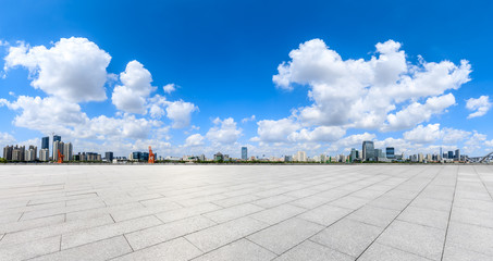 Fototapeta na wymiar Empty floor and modern city skyline in Shanghai