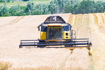 harvester machine