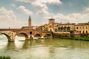 Fototapeta na wymiar amazing panorama of Verona in Italy
