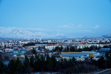 High Quality 120° Panorama of Reykjavik city after sunset during winter with snowcapped mountain viewin the background from perlan (pic 6/7)