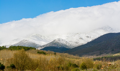 Fototapeta premium Cloudy Mountains in Extremadura, Spain