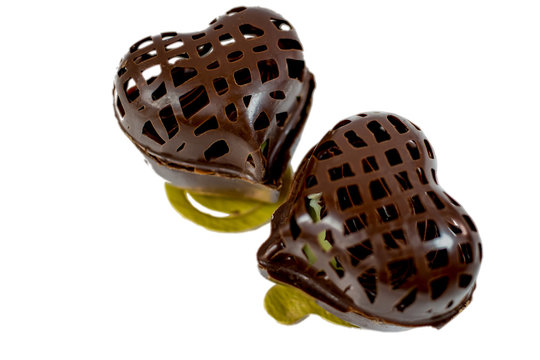 Baskets made with chocolate with sweetened condensed milk and chocolate inside, on a golden base. Abrir no Google Tradutor	 Feedback Resultados da Web Google Tradutor https://translate.google.com.br/?