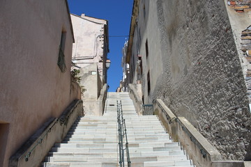 Escalier dans la citadelle de Bastia