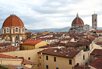 Fototapeta na wymiar Florence, view over the rooftops towards the Duomo