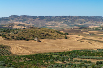 Fototapeta na wymiar Beautiful Sicilian Landscape after the Harvest, Barrafranca, Enna, Sicily, Italy, Europe