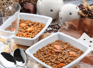lentejas  guisadas con zanahoria, guiso 