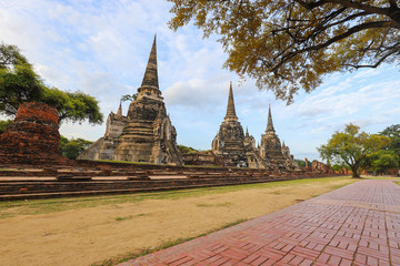 Naklejka premium Ayutthaya historical park covers the ruins of the old city of Ayutthaya, Wat phra si sanphet.