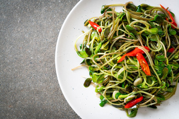 Fried Sunflower Sprout with Oyster Sauce