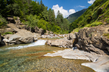 river in mountains