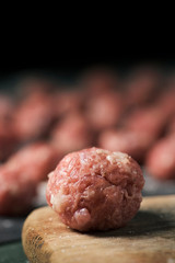 raw meatballs