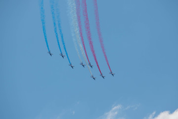 Défilé militaire avion fête nationale 