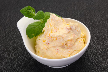 Curd with dry apricot