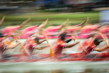Long boat-racing has always been one of Thailand’s signature sport festivals, held annually during Thai Buddhist Lent period which is around September and October since the river’s tide is highest. Th