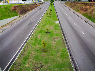 Rua dupla localizado na cidade de Manaus