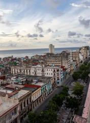 Fototapeta na wymiar Old Havana Sky Line 