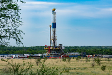 Fracking American Shale Well 