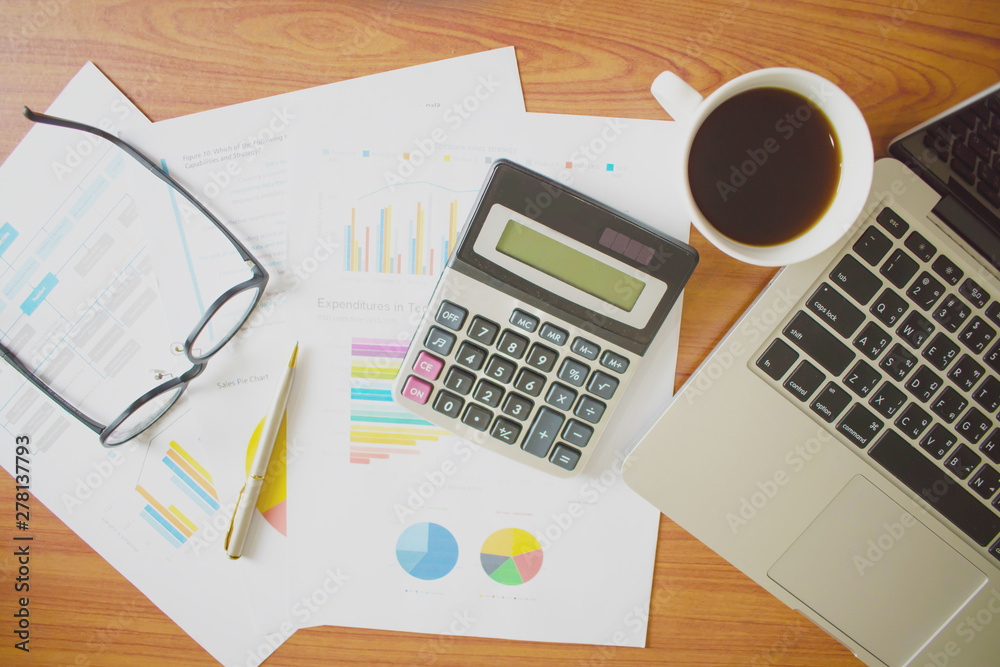 Poster to calculate and graph the number of calculators. business concepts.