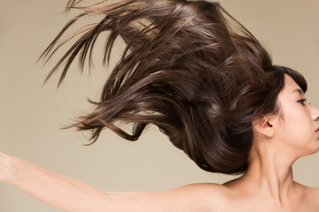 Naklejka premium 躍動感ある髪