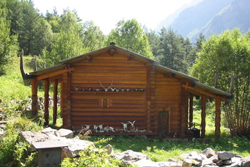 Obraz premium Caucasus. Ossetia. Gorge Tsey. Sanctuary Recom.