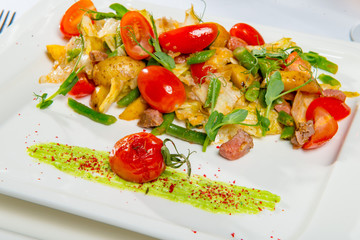 Baked Baby Potatoes With Green String Beans And Cherry Tomatoes