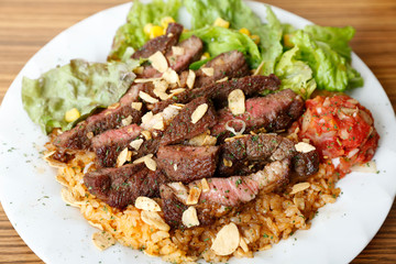 ガーリックステーキライス Garlic steak rice