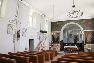 Eglise du village de Saint Savin - Paroisse Saint François d'Assise - Département de l'Isère - France - Juillet 2019