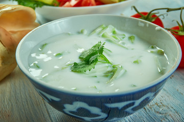 Persian cucumber and yoghurt dip