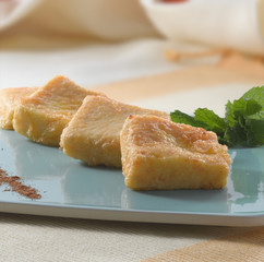 Leche frita, postre. Fried milk, dessert.