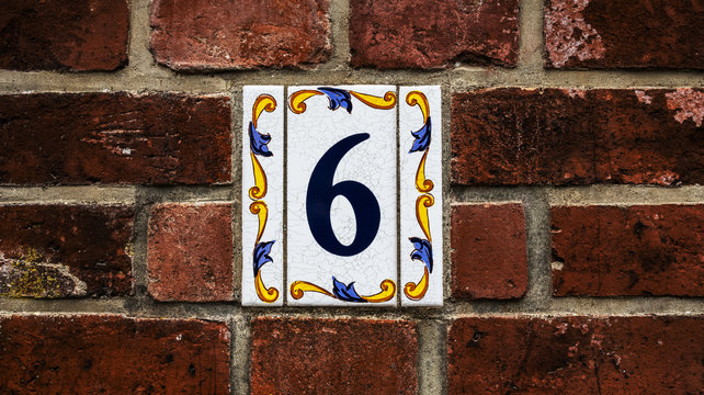 Hausnummer 6
