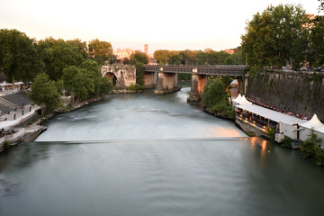 Fototapeta na wymiar sunset on Tevere river in Rome