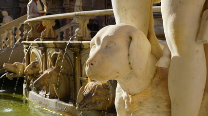 Palermo, Sycylia, Włochy, fontanna, plac © Artur
