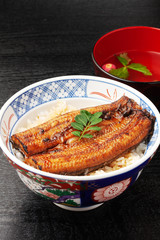 鰻丼