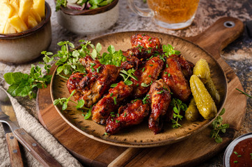 Grilled chicken wings
