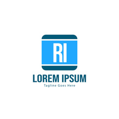 Obraz premium Initial RI logo template with modern frame. Minimalist RI letter logo vector illustration