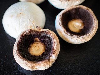 Champignons on stone table