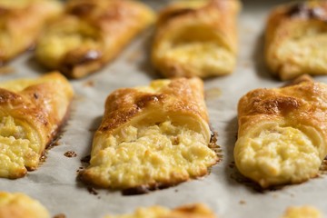 Puff pastry cheesecakes serve as a delicious sweetness for coffee or tea.