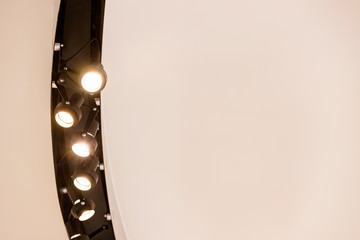 A series of ceiling lamps with halogen lamps. 