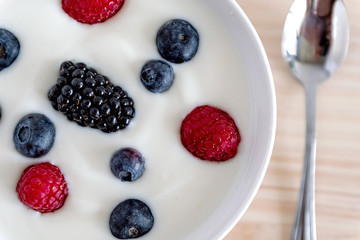 yogurt with berries